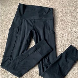 (5 for 20$) fabletics black leggings